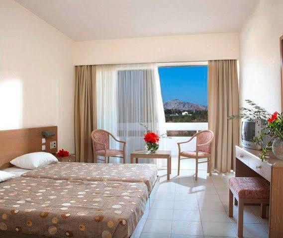 Hotel Niriides Beach Колимбия Экстерьер фото